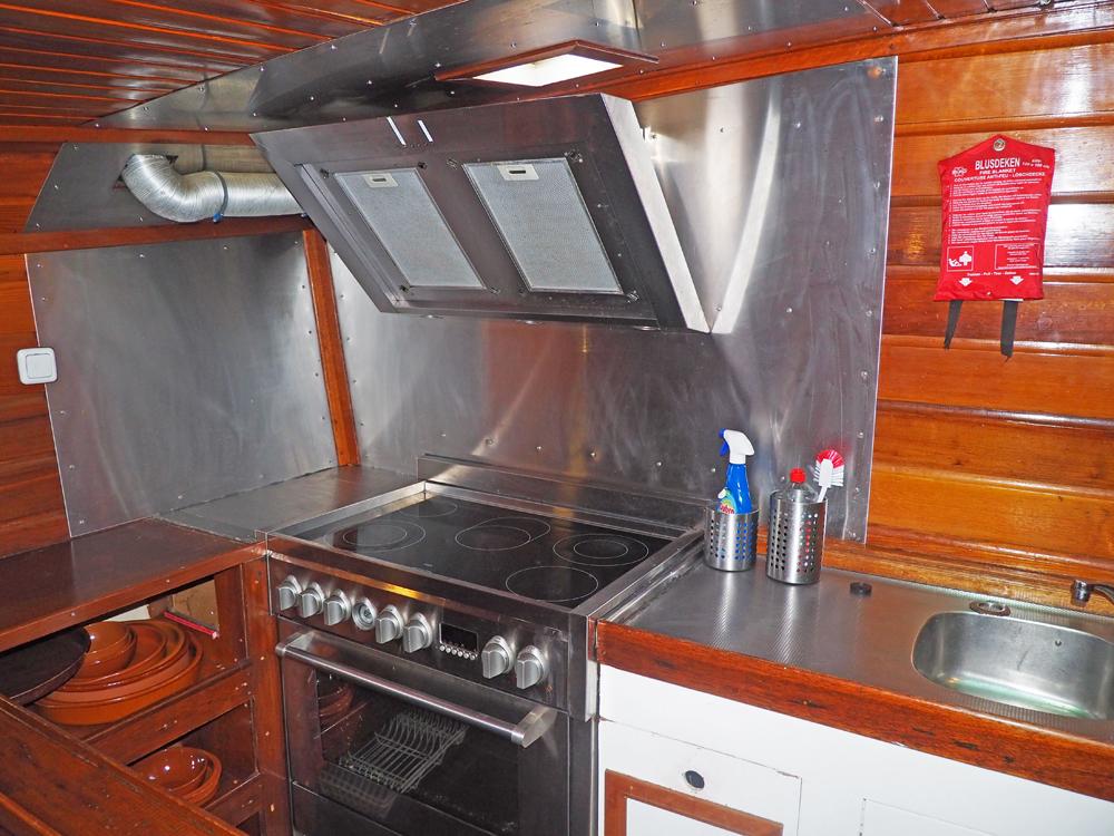 Cabin en avant, H&eacute;bergements